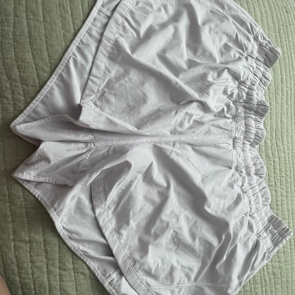 Lululemon shorts size 18 white and blue high rise like new - Picture 3 of 9